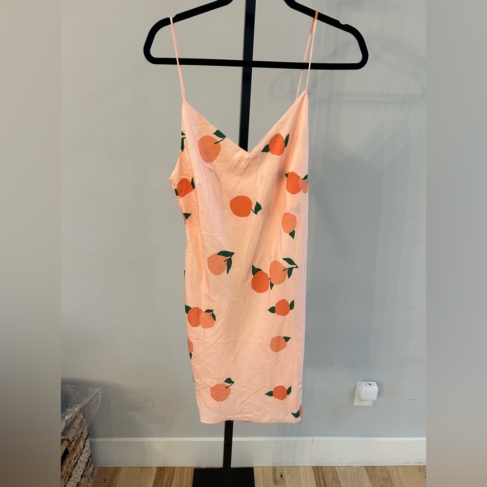 Kilo Brava oranges dress size medium